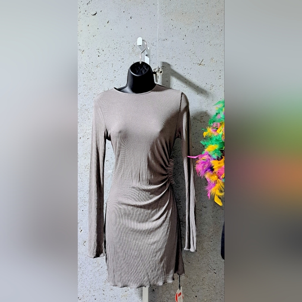 #076 Cider Sz S Long Sleeve Gray Dress